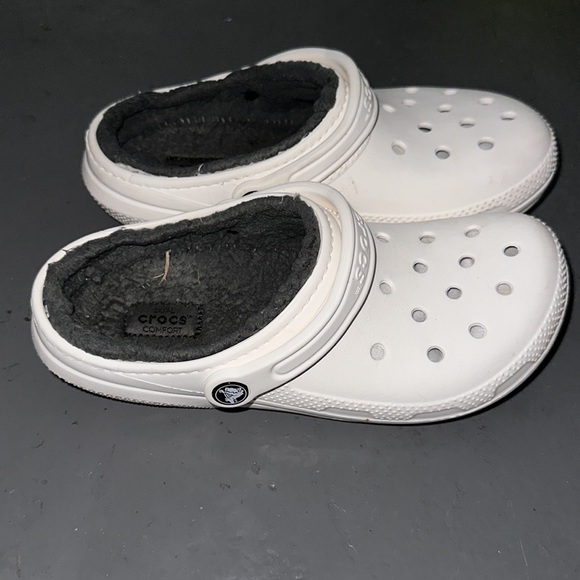 Lined white Crocs - Picture 3 of 8